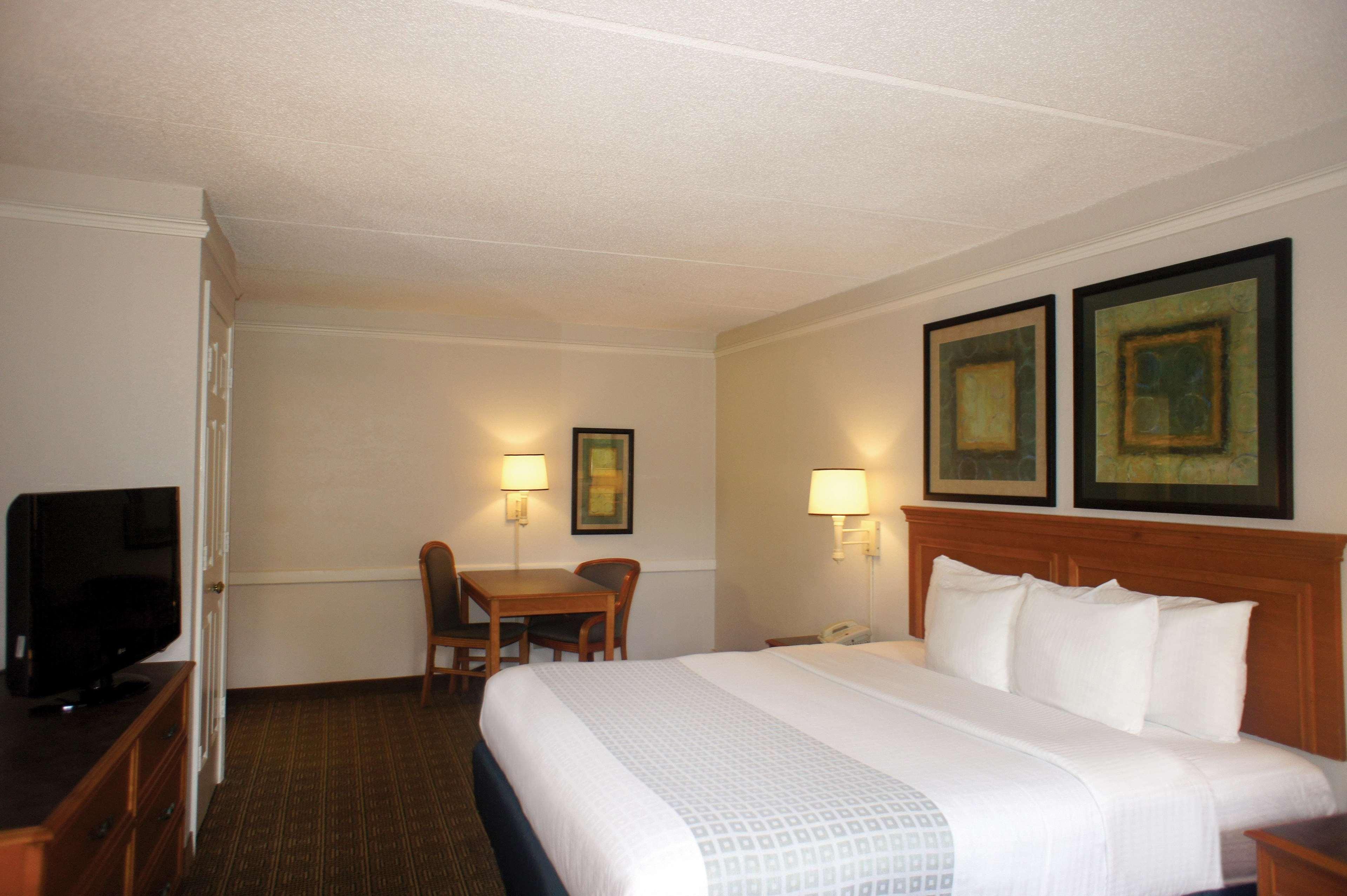 La Quinta Inn By Wyndham Tallahassee North Exterior photo