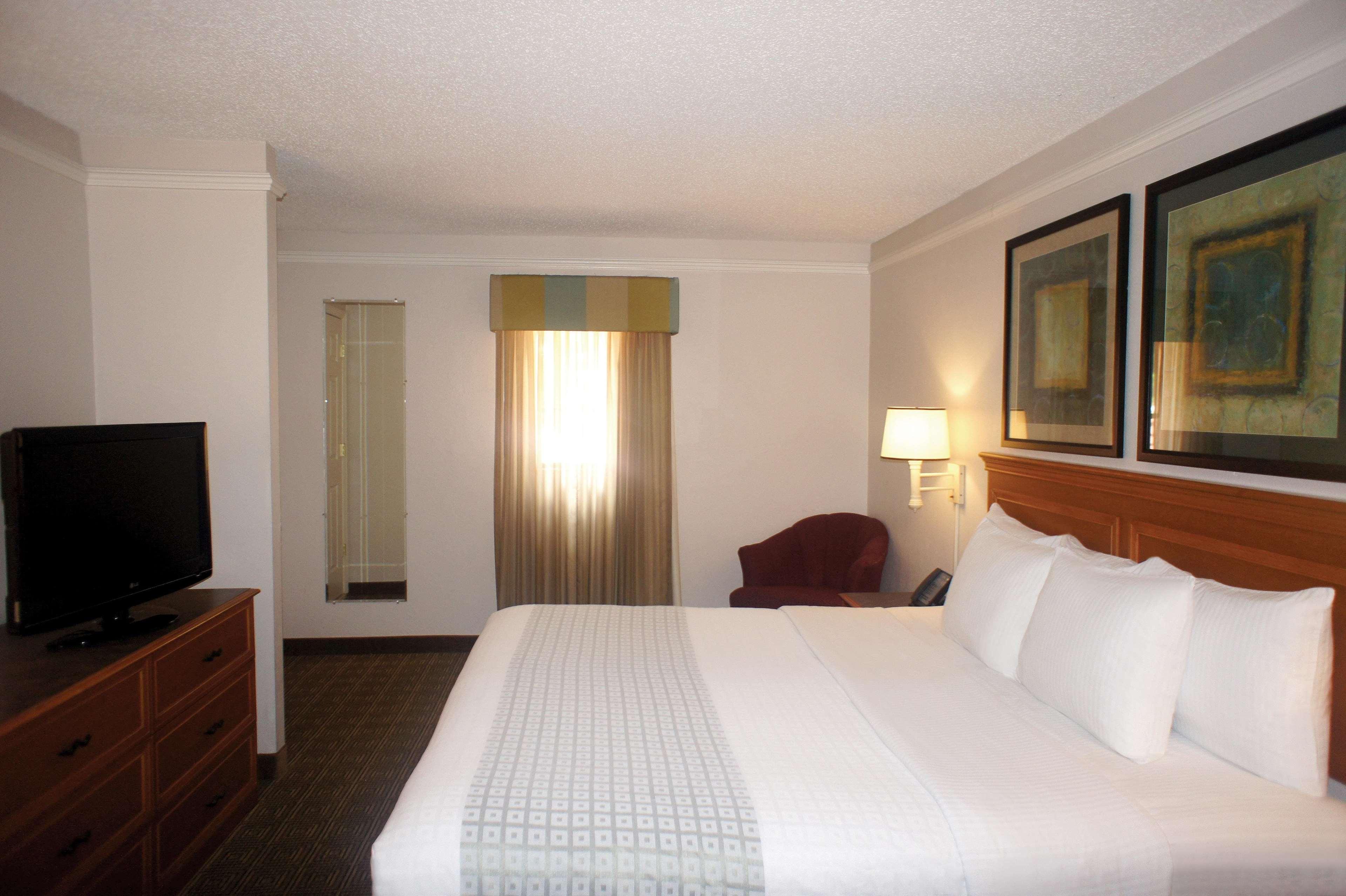 La Quinta Inn By Wyndham Tallahassee North Exterior photo
