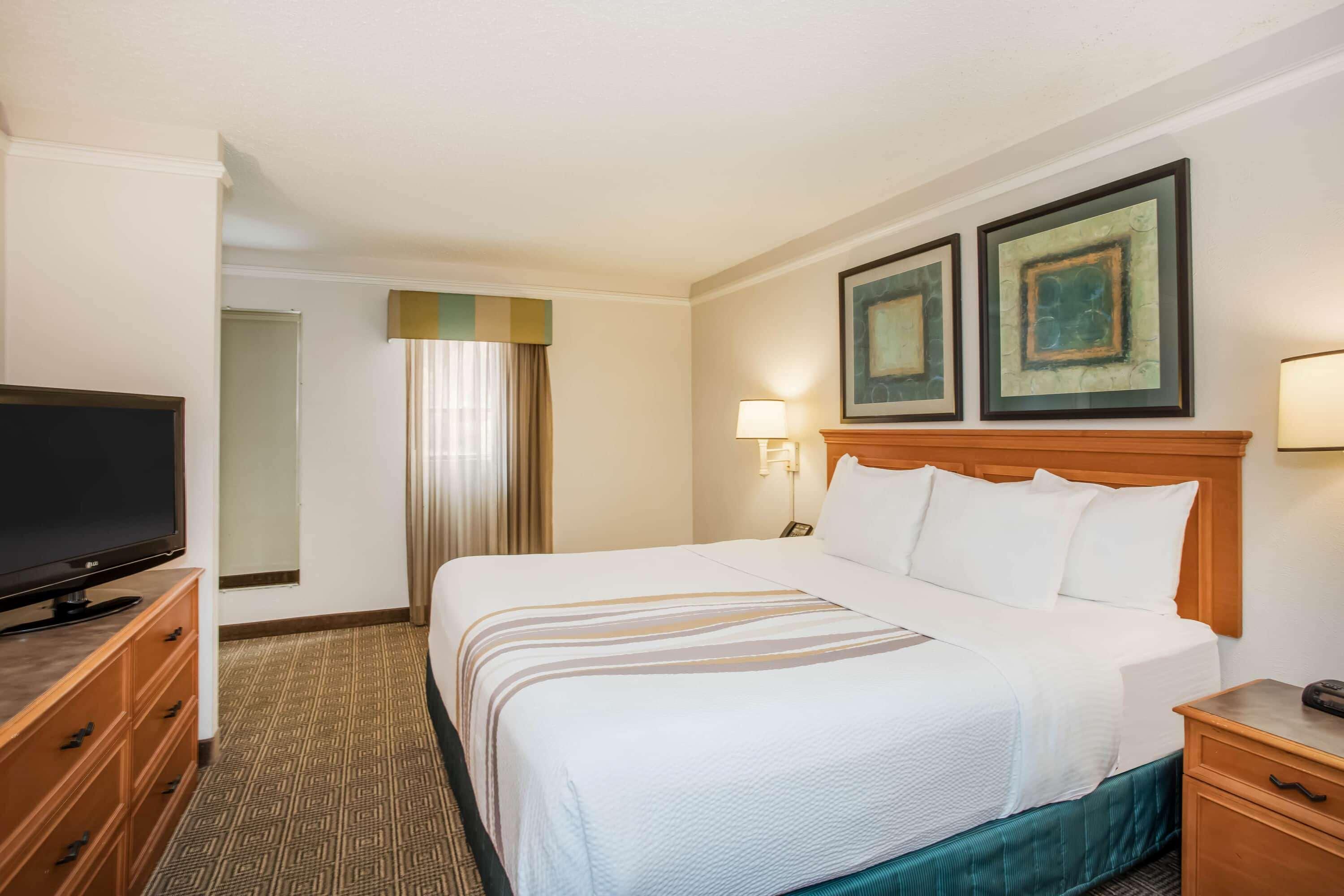 La Quinta Inn By Wyndham Tallahassee North Exterior photo