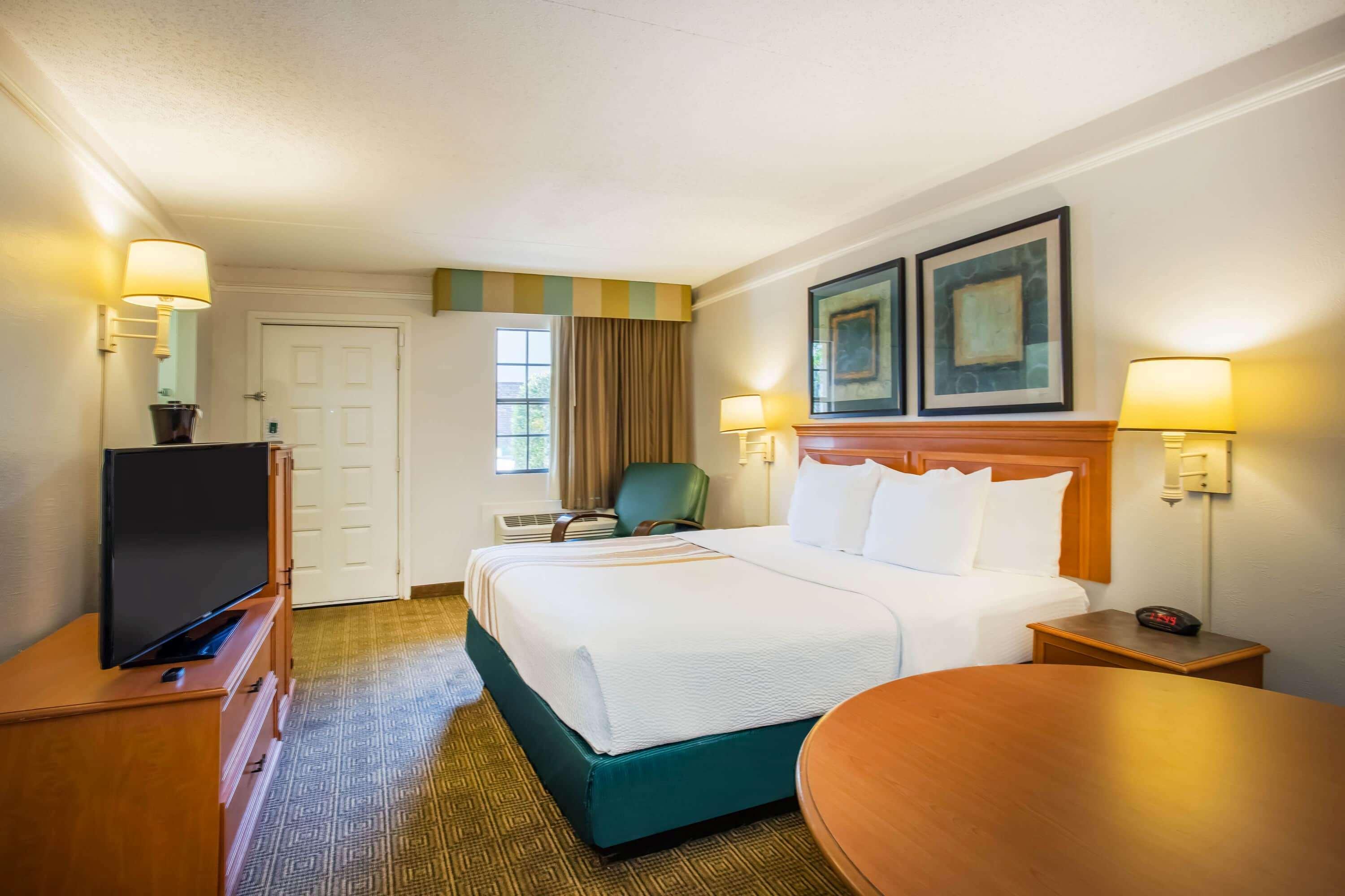 La Quinta Inn By Wyndham Tallahassee North Exterior photo