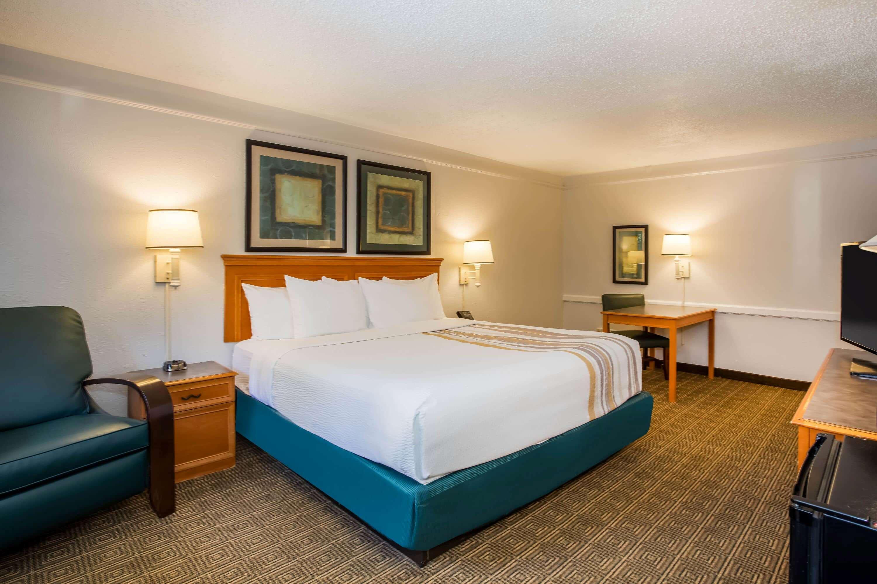 La Quinta Inn By Wyndham Tallahassee North Exterior photo