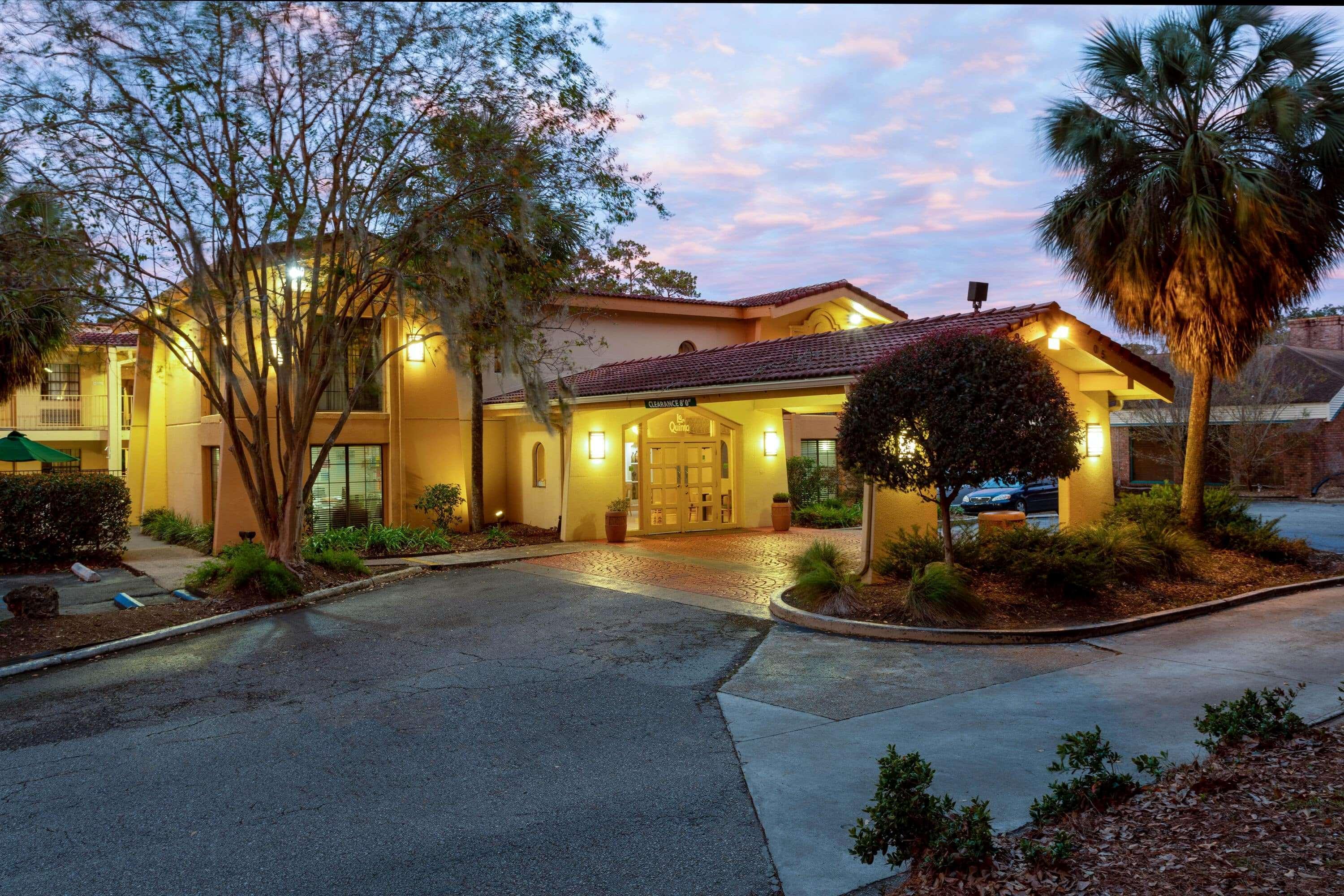 La Quinta Inn By Wyndham Tallahassee North Exterior photo