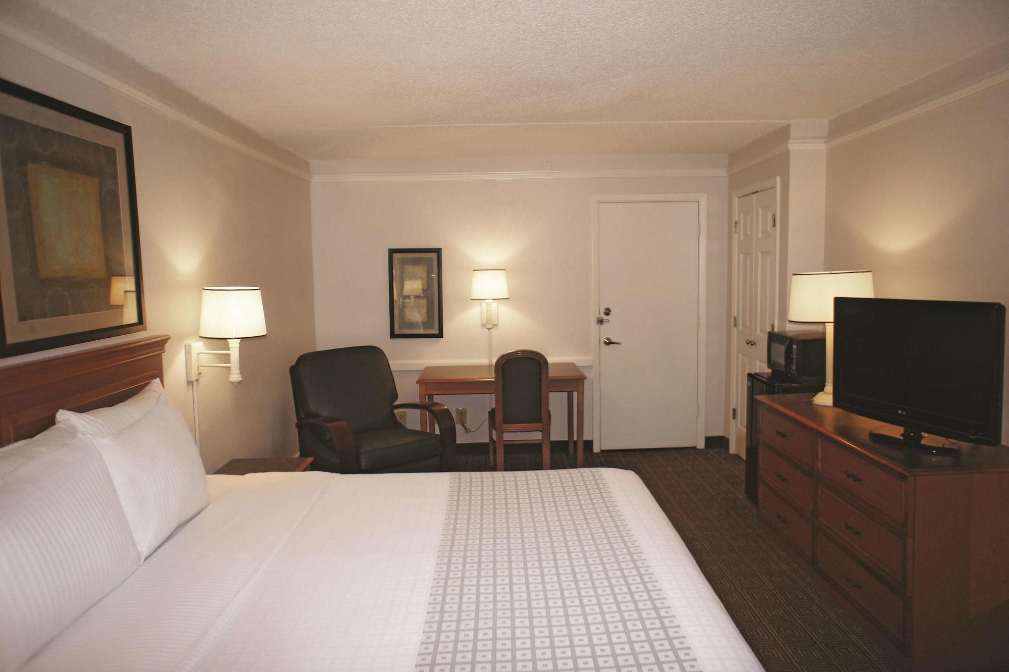 La Quinta Inn By Wyndham Tallahassee North Exterior photo